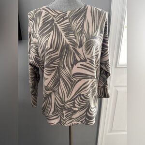 Sioni Soft Knit Sweater Top Blouse size medium